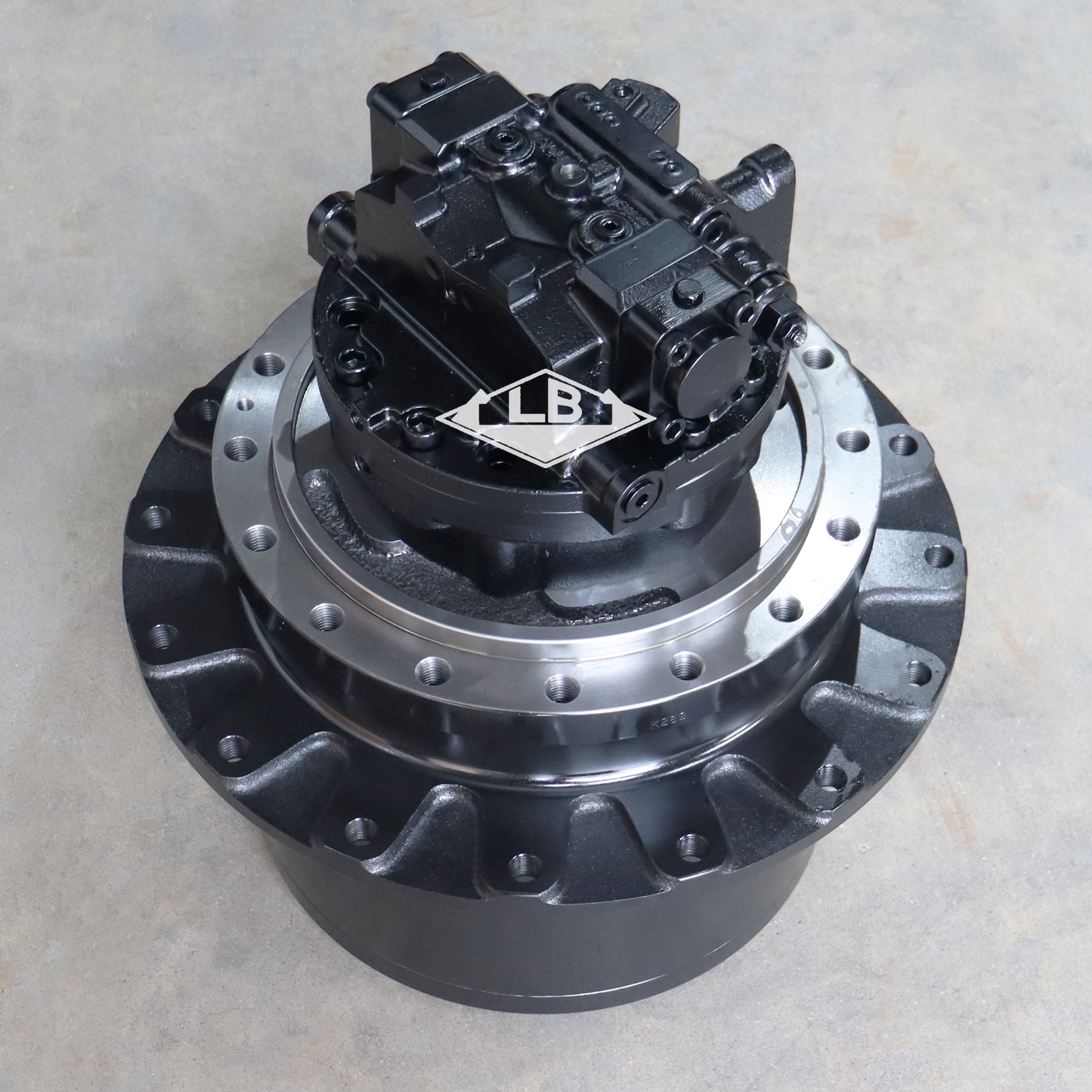 E320GC 行走总成(4) E320GC (4)