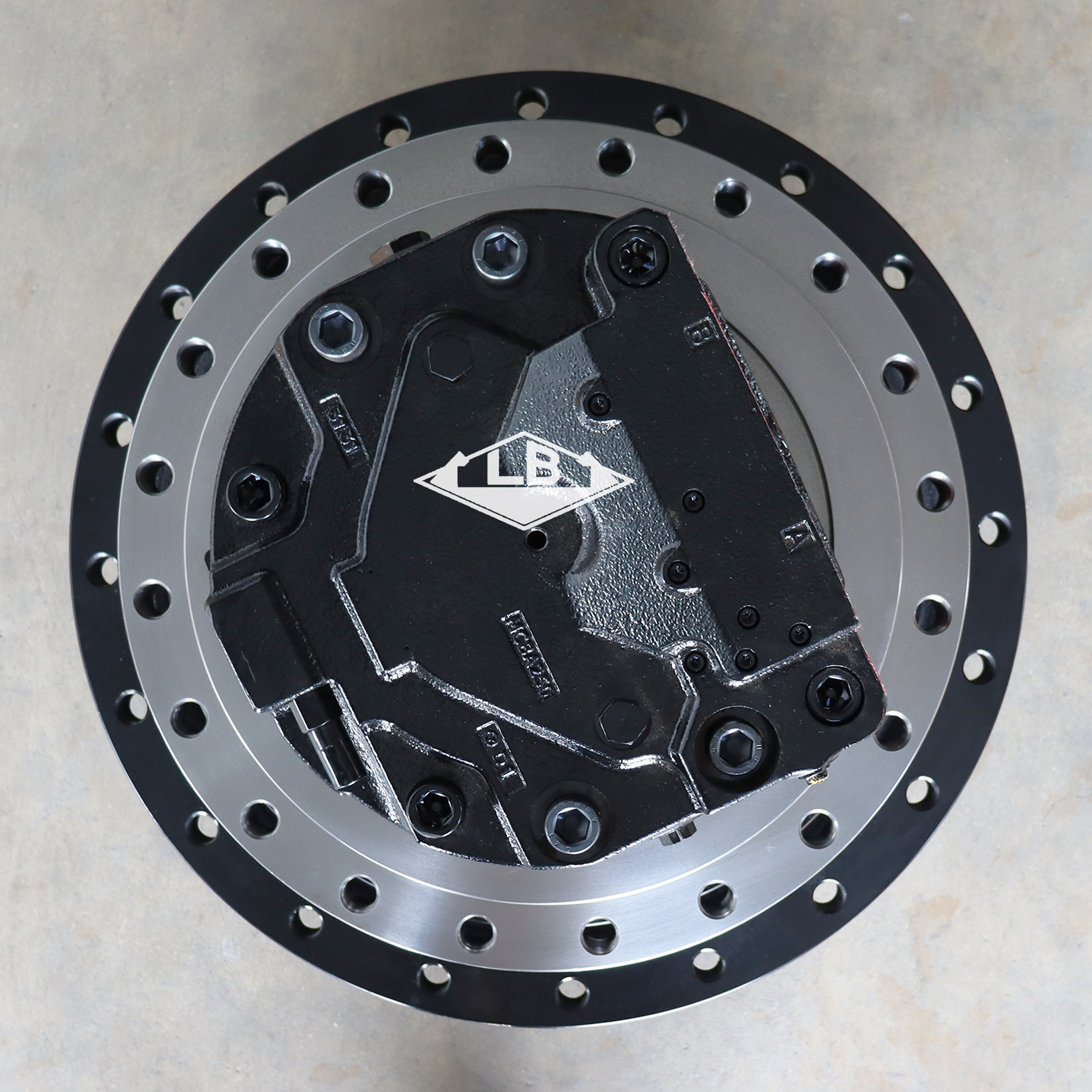 E349D2 行走总成(4) E349D2 (4)