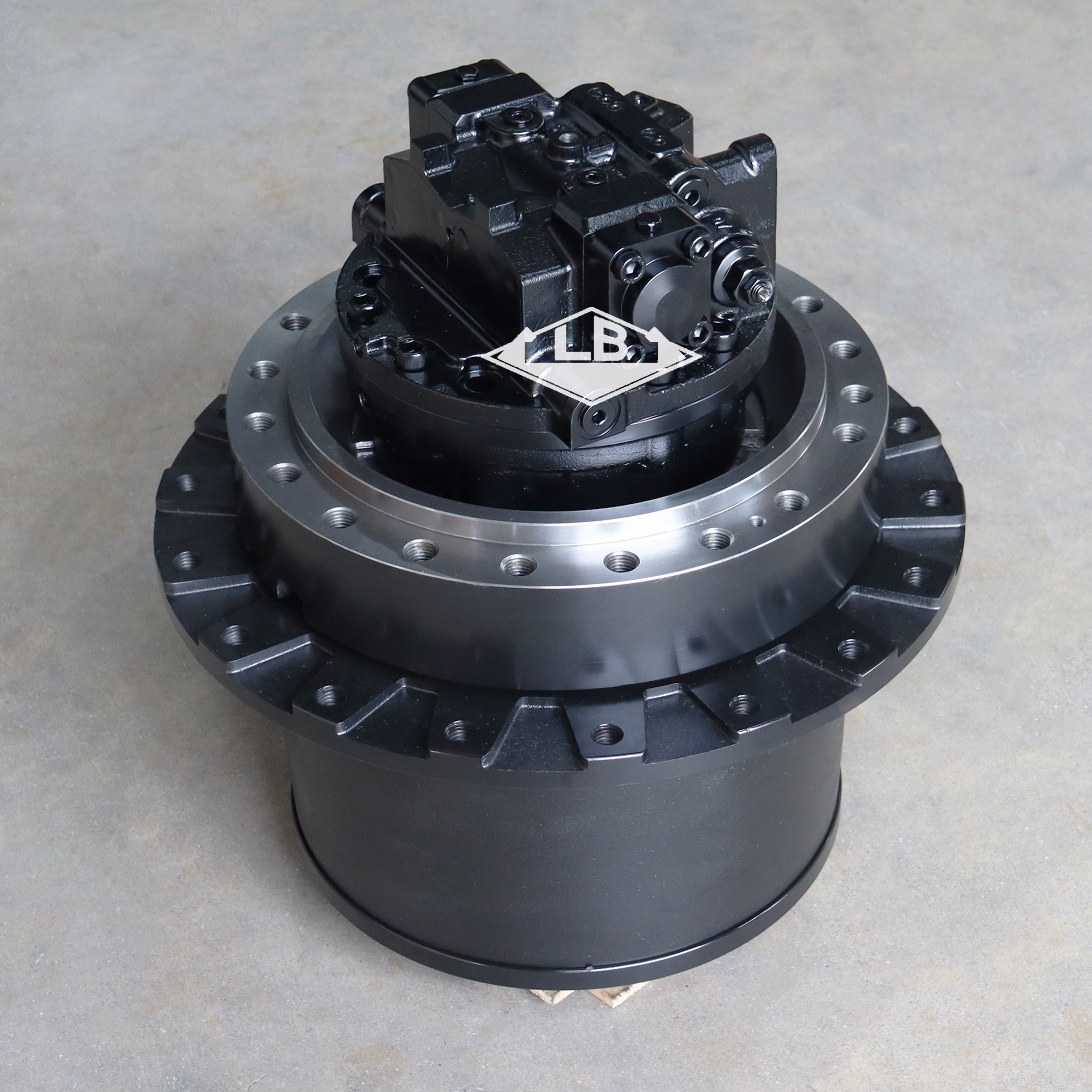 E330GC 行走总成(4) E330GC (4)