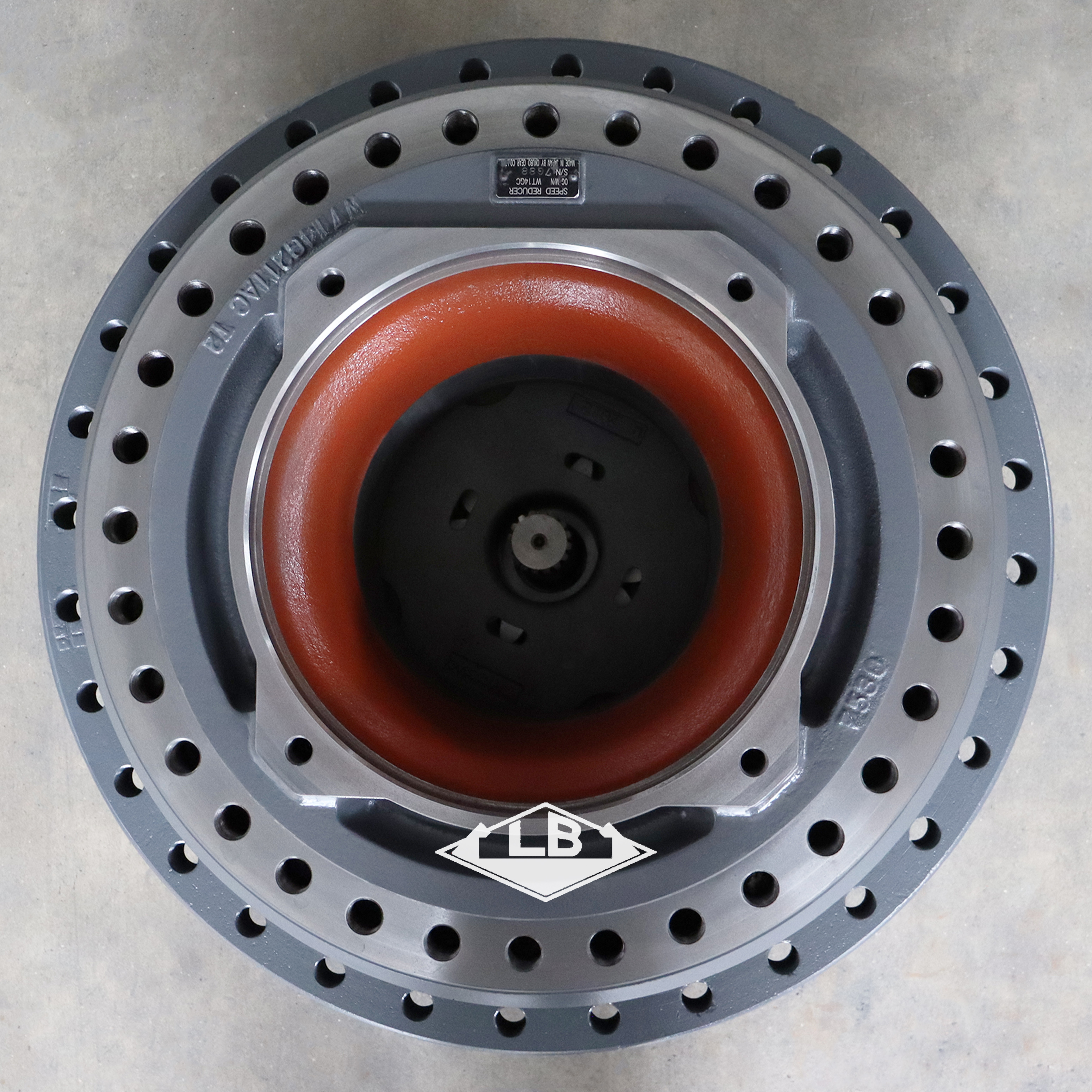 徐工700 行走牙箱(2) 徐工700 行走牙箱(2)