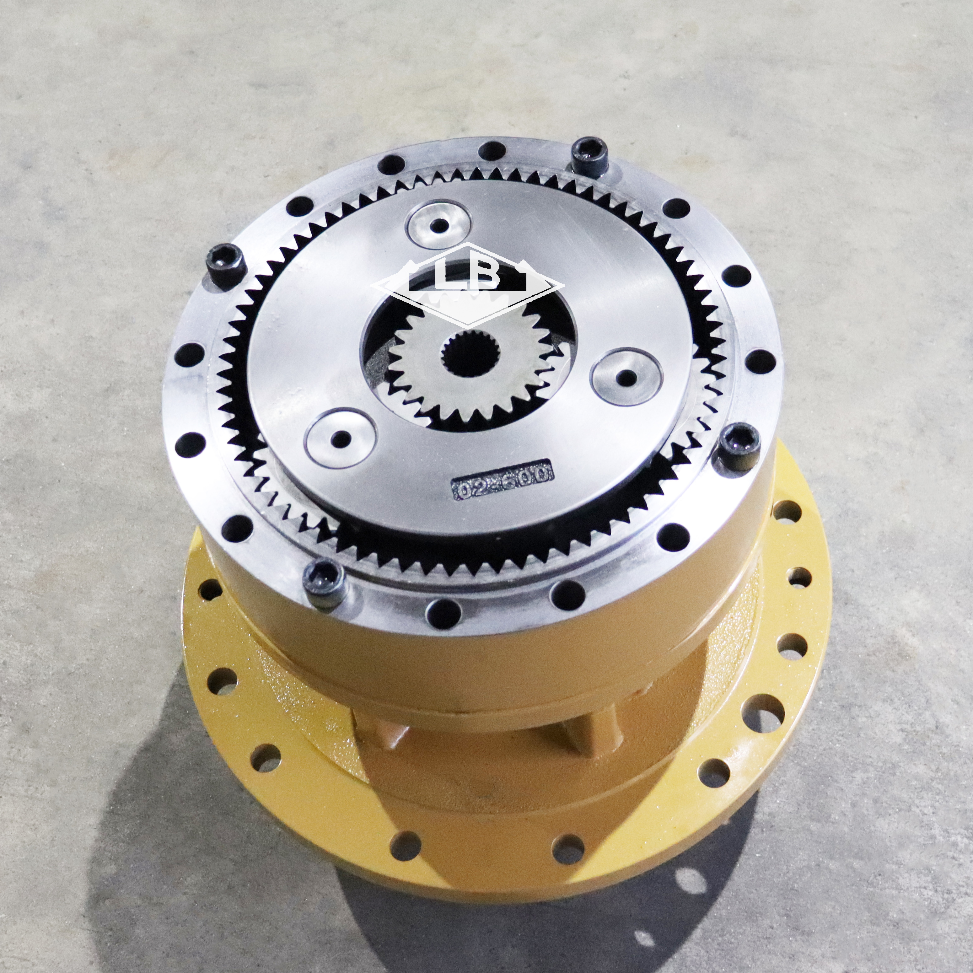 E320B 回转牙箱(8) E320B (8)