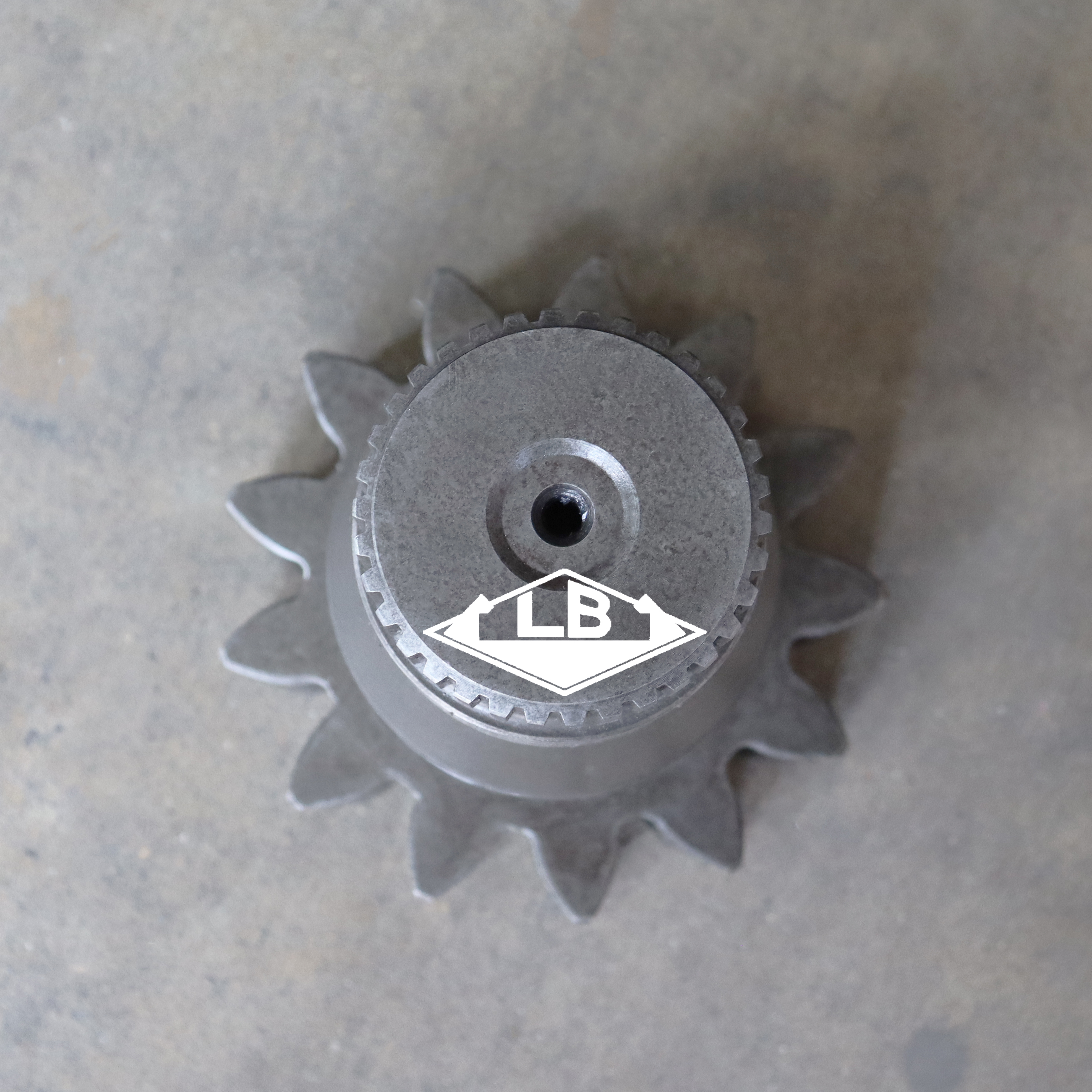 R210-9 R220-9 Eixo de balanço 39q6-12120 39q6-12121 engrenagem de pinhão de balanço para escavadeira hyundai