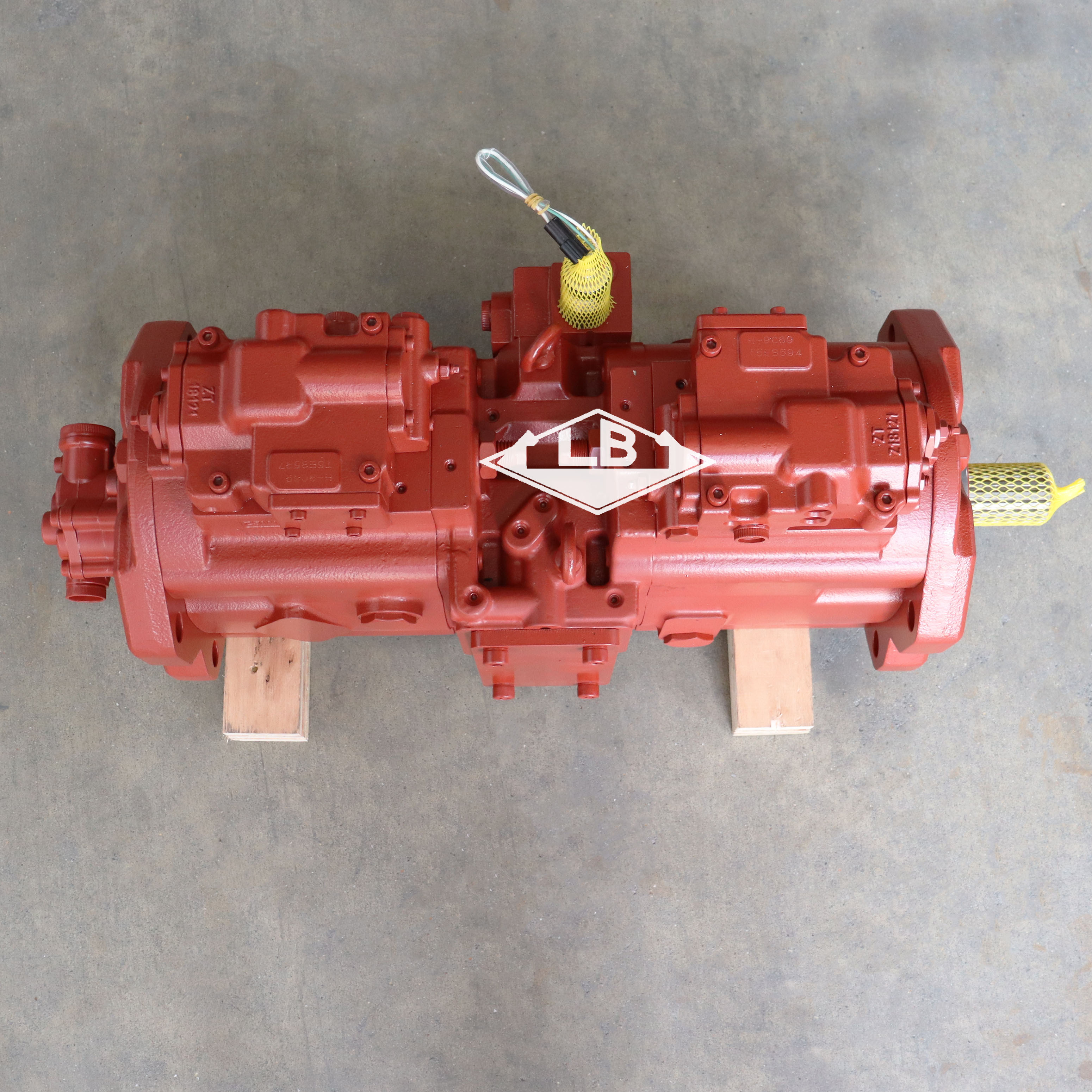 R320-9 R380-9 BOMBA PRINCIPAL K3V180DTP-9N-17т 31Q9-10010 R330-9 BOMBA PRINCIPAL