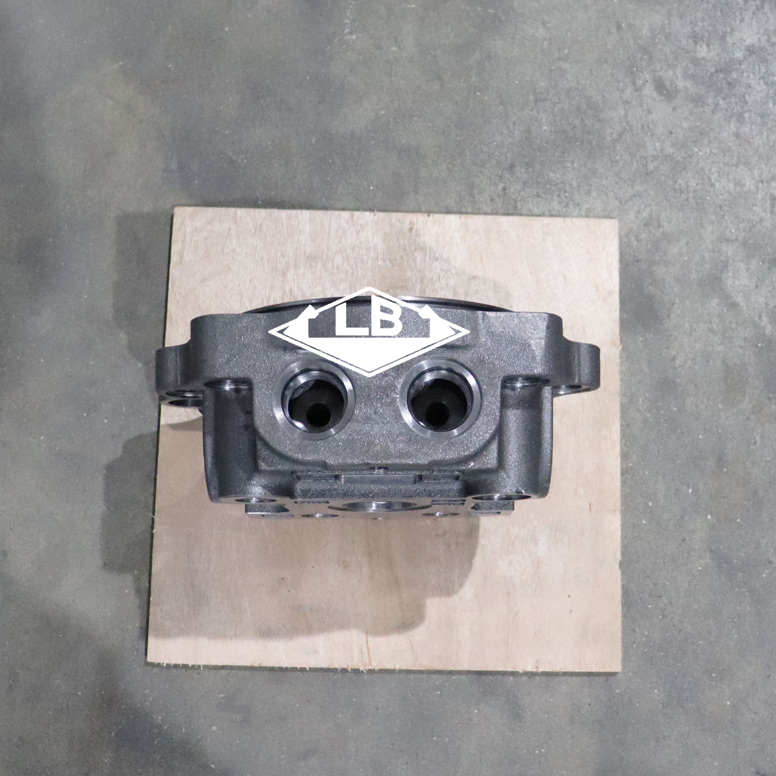 R210-9 R220-9 Tampa do motor de balanço 39q6-11280 39q6-11281 Válvula de carcaça do motor de balanço Aplicar para a escavadeira de Hyundai